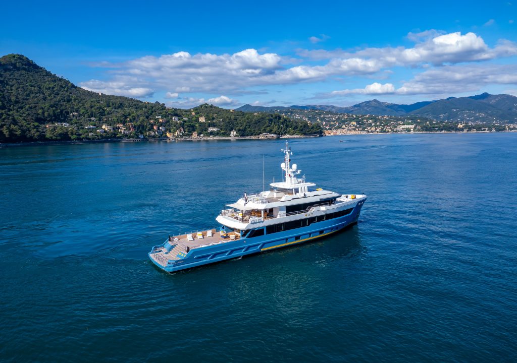 Alla scoperta del Flexplorer 146 M/Y Mat